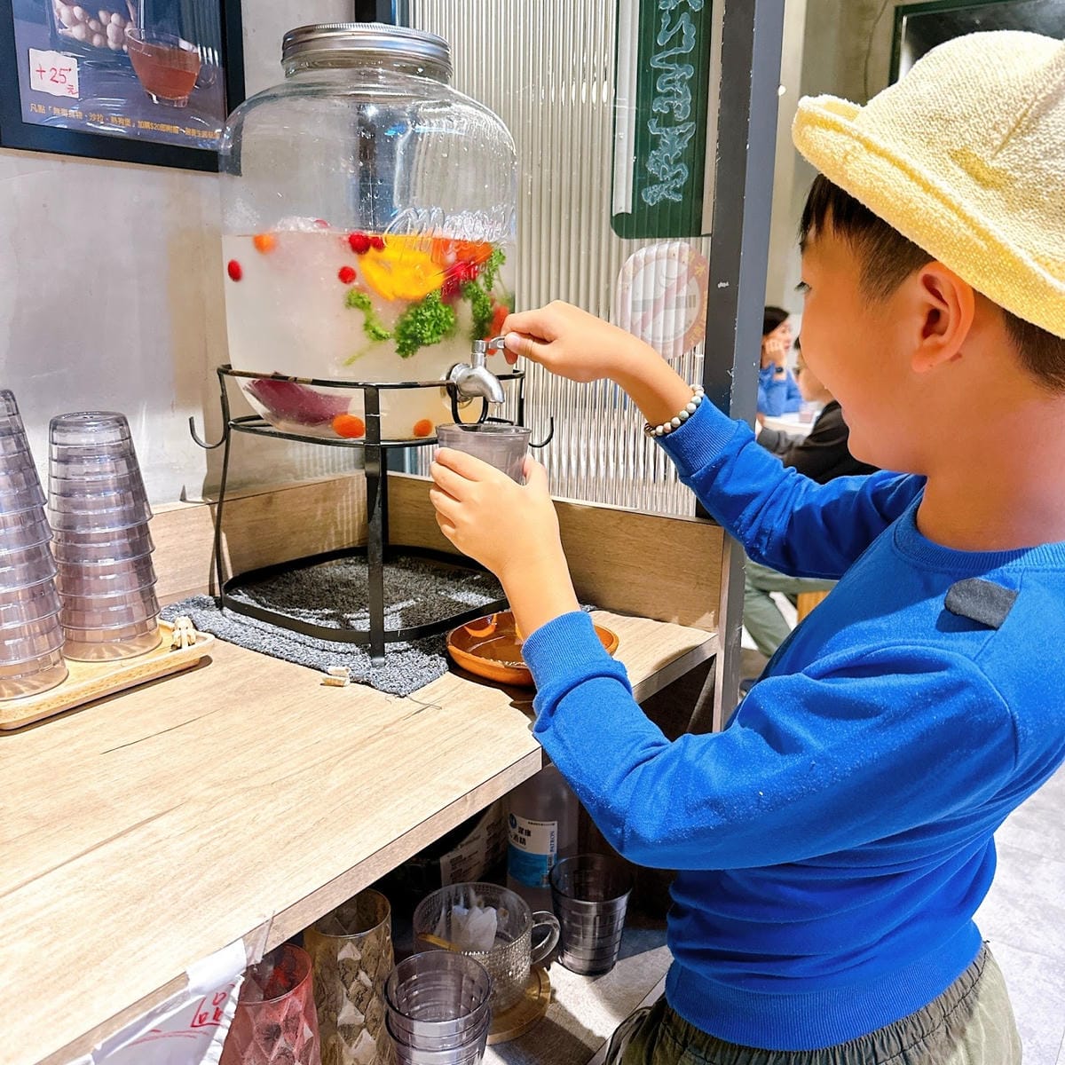 高雄輕食沙拉推薦 To Be Smoothie綠果昔輕鬆帶 高雄輕食沙拉推薦 To Be Smoothie綠果昔輕鬆帶