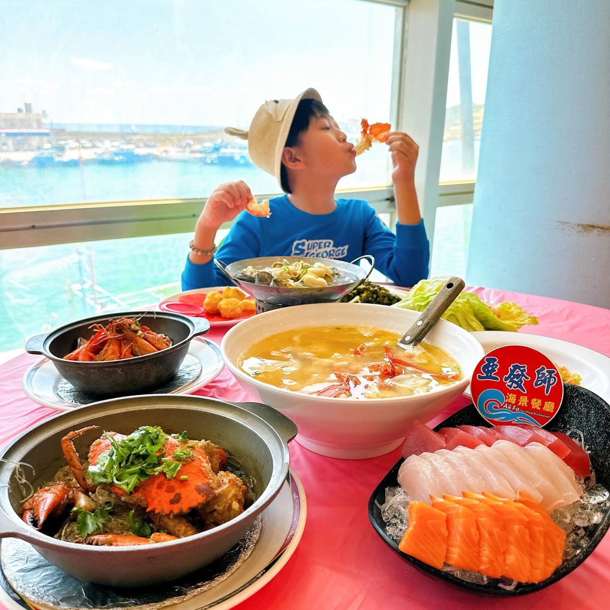 墾丁後壁湖美食推薦 大啖後壁湖新鮮海產，還能邊看無限海景、邊