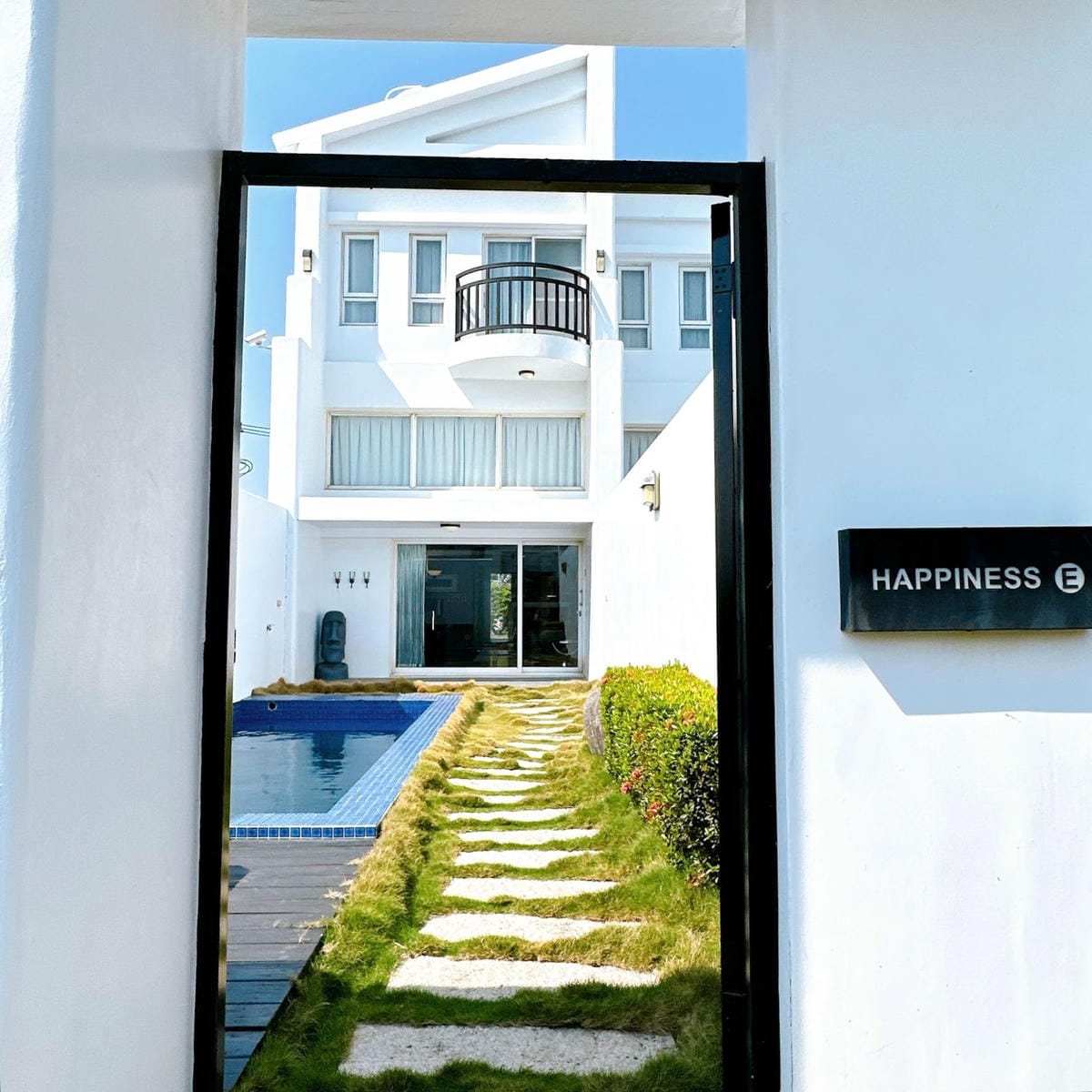 海生館住宿推薦~暢遊海生館就一起入住海比尼斯Happines 海生館住宿推薦~暢遊海生館就一起入住海比尼斯Happines