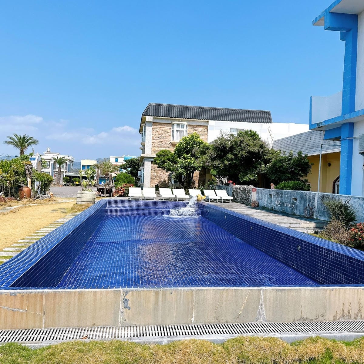 海生館住宿推薦~暢遊海生館就一起入住海比尼斯Happines 海生館住宿推薦~暢遊海生館就一起入住海比尼斯Happines