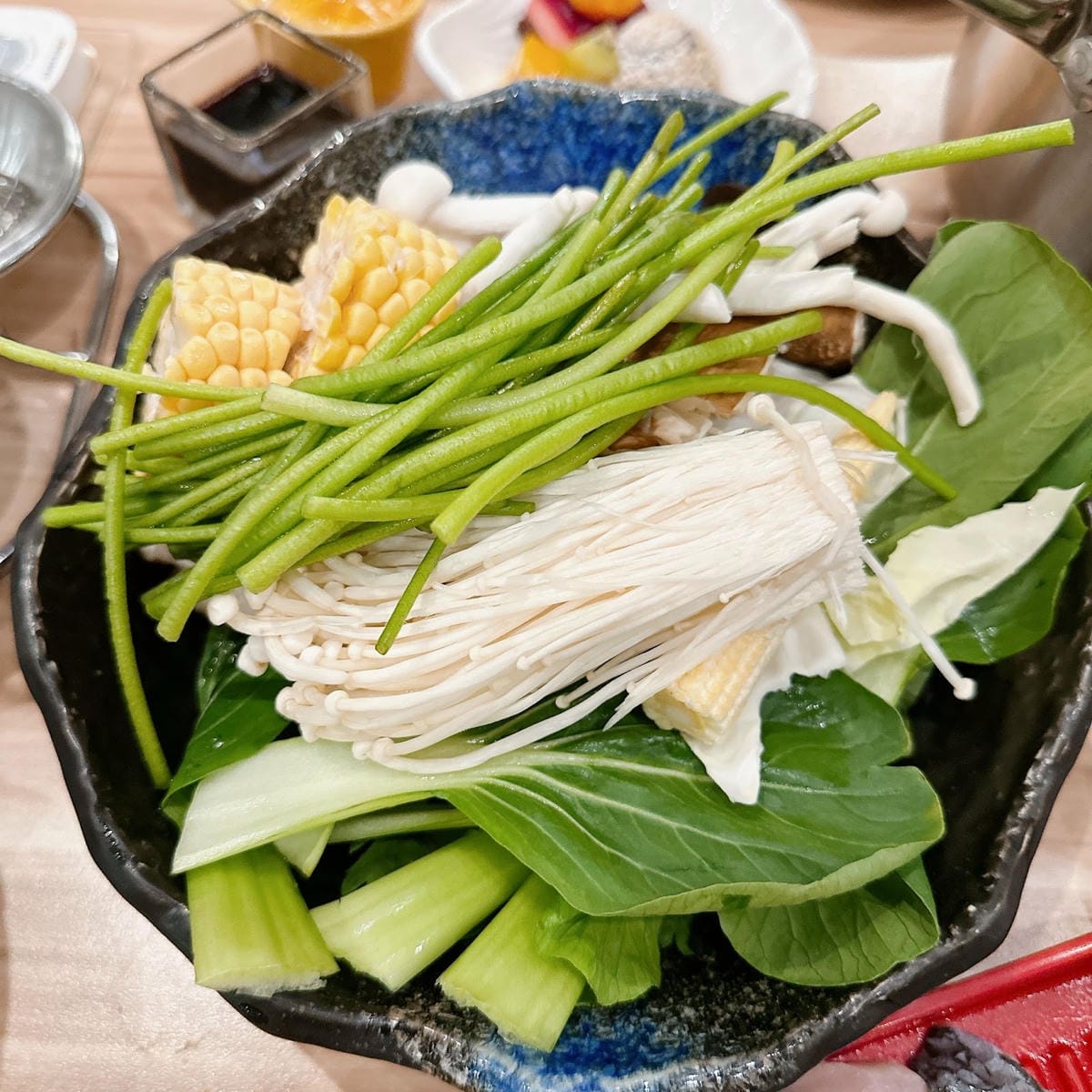 嘉義飯店推薦~嘉義尊皇大飯店 尊貴家庭房+火鍋吃到飽+美學權 嘉義飯店推薦~嘉義尊皇大飯店 尊貴家庭房+火鍋吃到飽+美學權