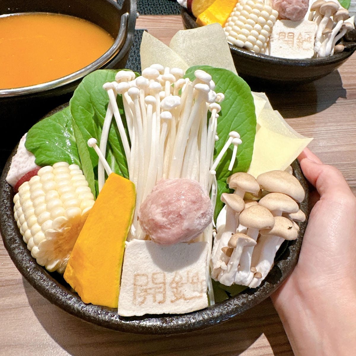 台南安平火鍋推薦~開鍋CAGUO國平店雙人龍蝦海陸套餐只要$ 台南安平火鍋推薦~開鍋CAGUO國平店雙人龍蝦海陸套餐只要$