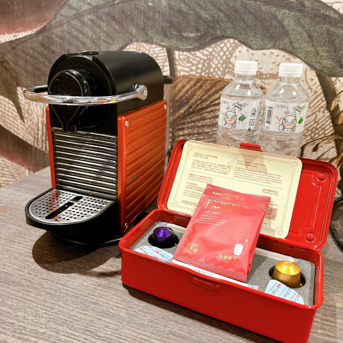 台中住宿推薦 紅點文旅巨型的溜滑梯直接佇立在大廳,一看到就瘋 台中住宿推薦 紅點文旅巨型的溜滑梯直接佇立在大廳,一看到就瘋