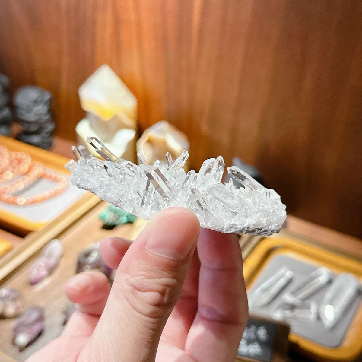 到初石 True Stone 挖礦去，把美麗的星星（磒石）、