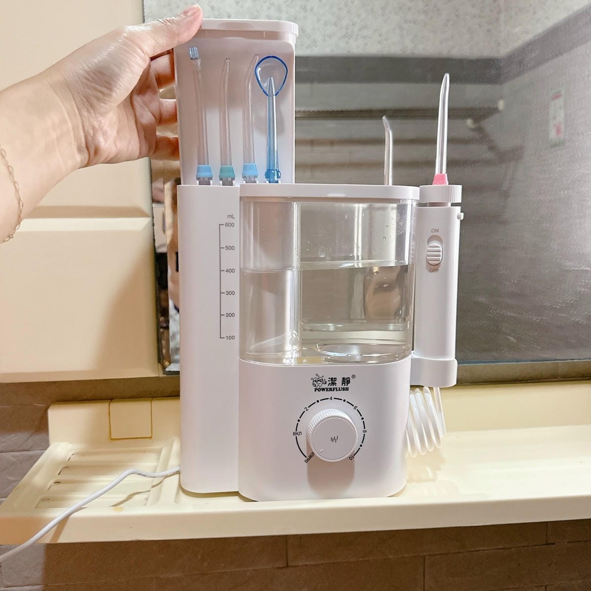 潔靜PowerFlush家用沖牙機 深度清潔刷牙盲區,潔淨牙 潔靜PowerFlush家用沖牙機 深度清潔刷牙盲區,潔淨牙