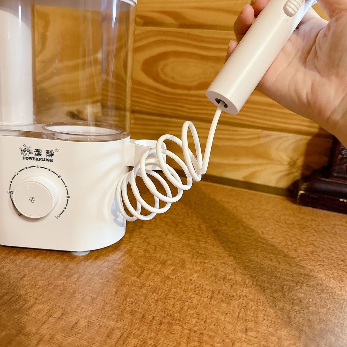 潔靜PowerFlush家用沖牙機 深度清潔刷牙盲區,潔淨牙 潔靜PowerFlush家用沖牙機 深度清潔刷牙盲區,潔淨牙