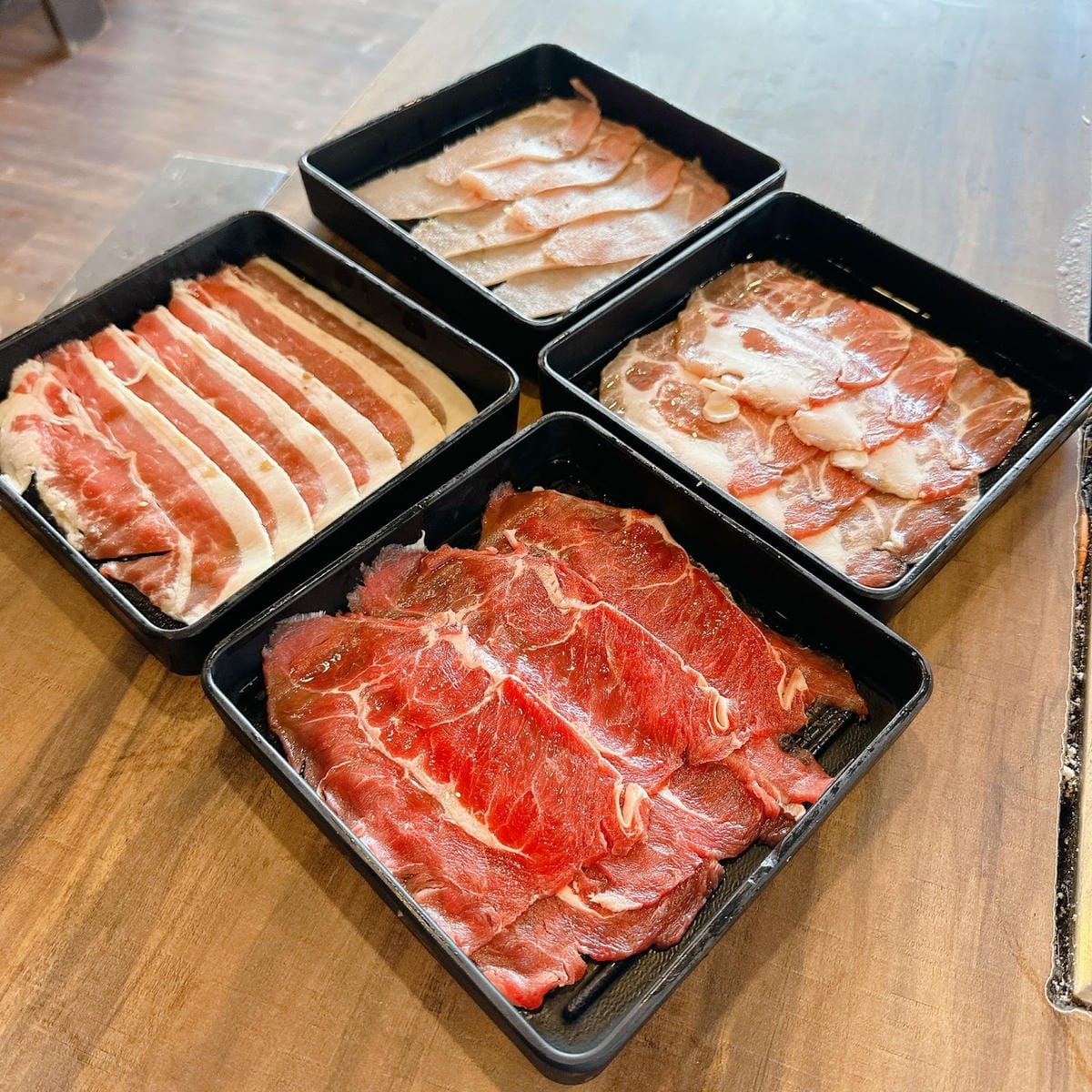 高雄吃到飽推薦 野饌燒肉楠梓店 實現活泰國蝦、火鍋、燒肉吃的 高雄吃到飽推薦 野饌燒肉楠梓店 實現活泰國蝦、火鍋、燒肉吃的