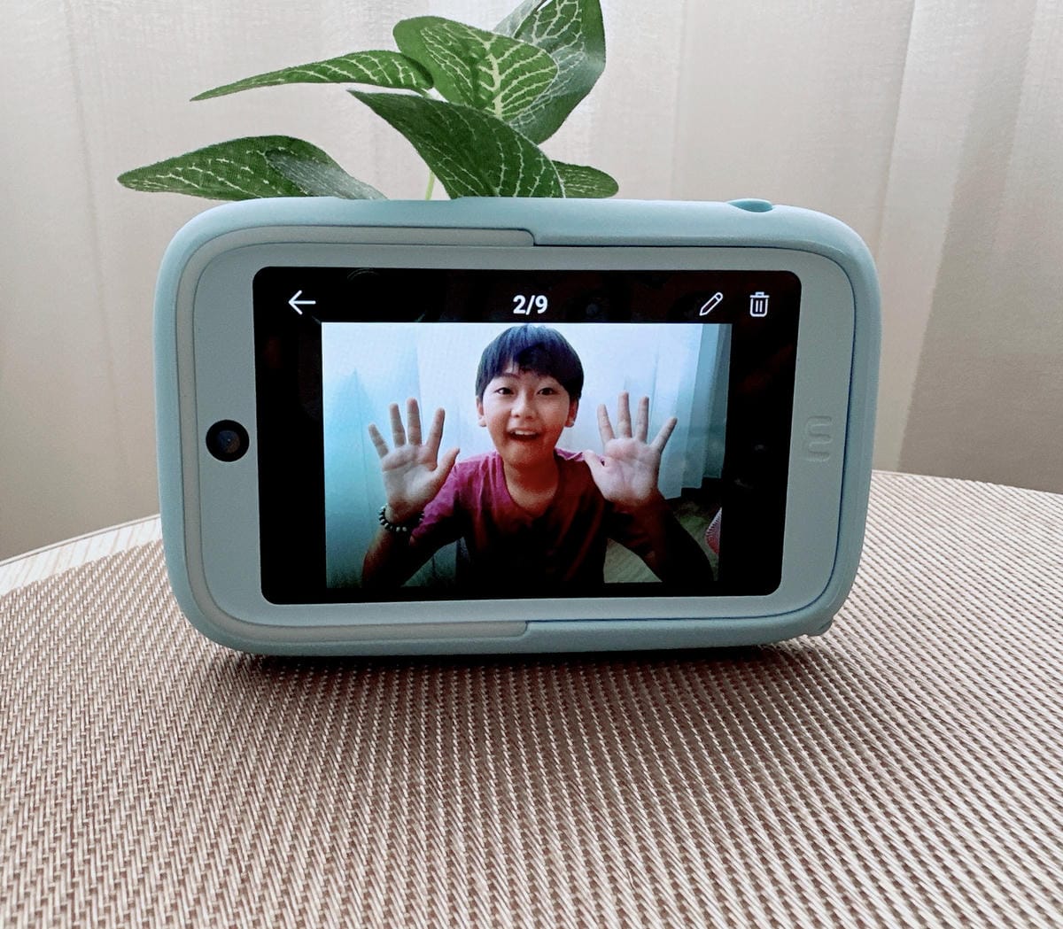孩子的第一台AI智慧相機~ myFirst Camera 5 孩子的第一台AI智慧相機~ myFirst Camera 5