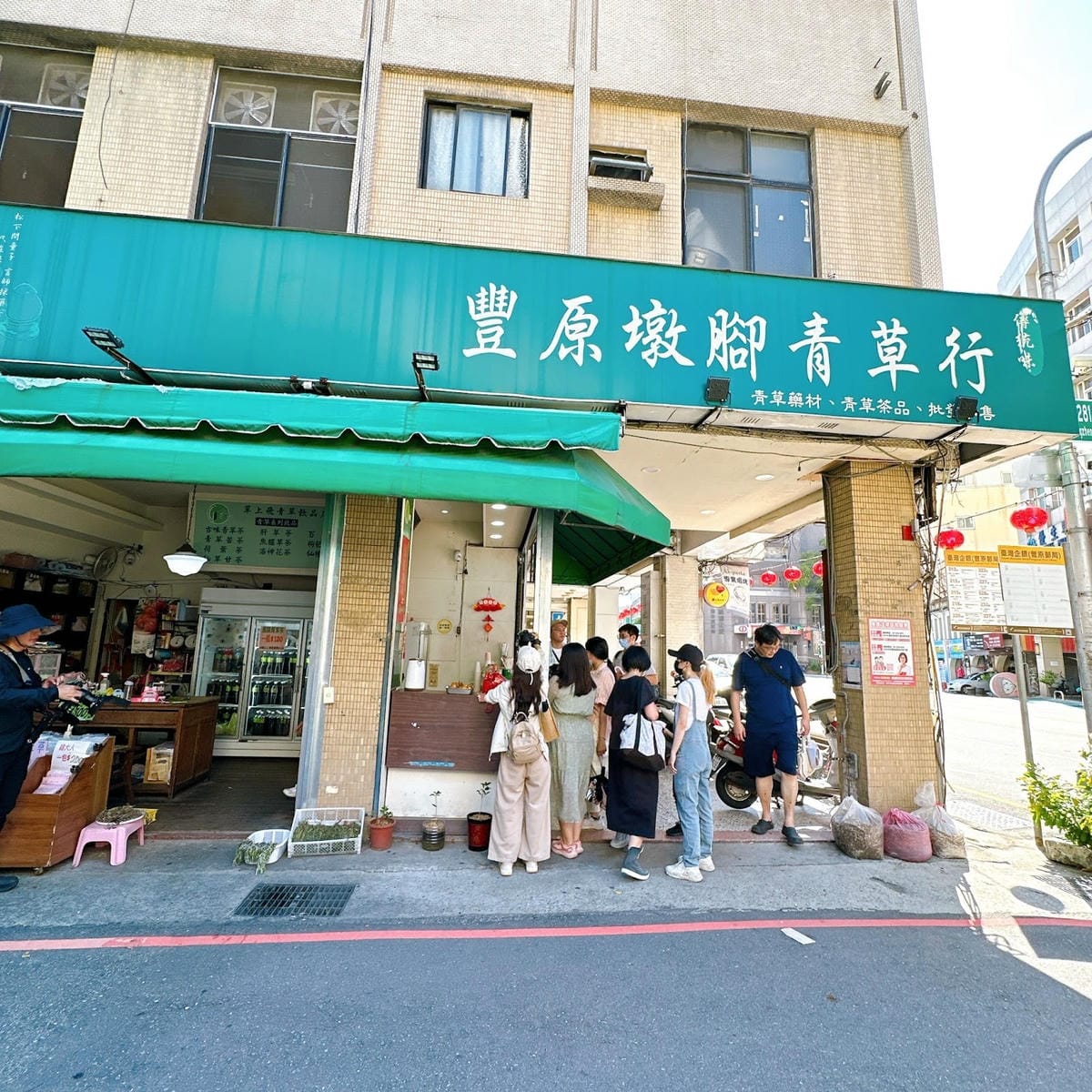 伴手禮推薦 水圳流轉~豐原百年走讀小旅行 一起大啖豐原知名送
