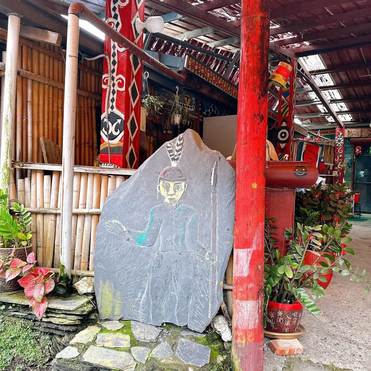 探訪茂林最深處的多納部落,享受原住民部落 山嵐繚繞的浪漫風情