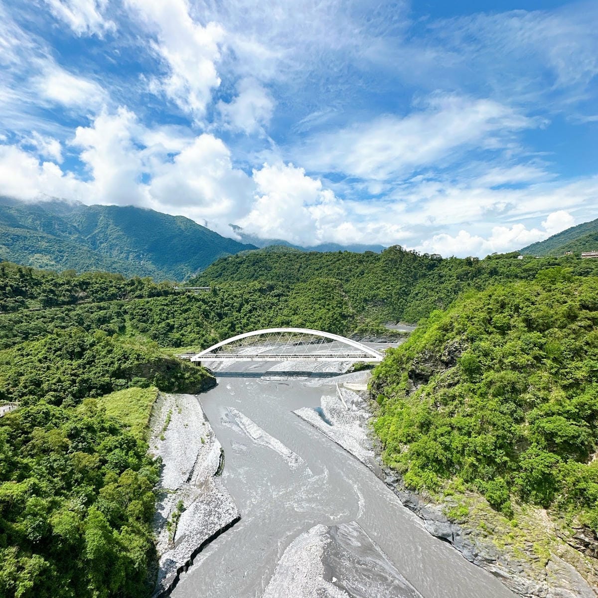 探訪茂林最深處的多納部落,享受原住民部落 山嵐繚繞的浪漫風情
