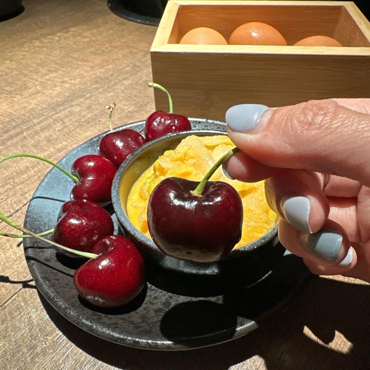 最適合全家人手拉手一起開吃的饌鍋物,選用當季蔬果和原型食材熬 最適合全家人手拉手一起開吃的饌鍋物,選用當季蔬果和原型食材熬
