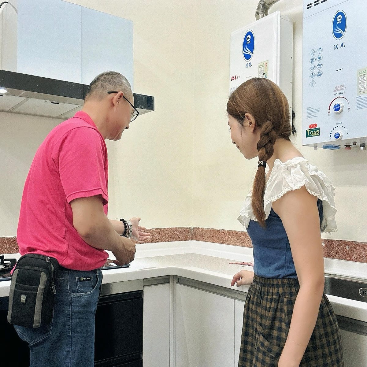 選購瓦斯器具設備、電熱水器、排油煙機不再東奔西跑,暉盈瓦斯器 選購瓦斯器具設備、電熱水器、排油煙機不再東奔西跑,暉盈瓦斯器