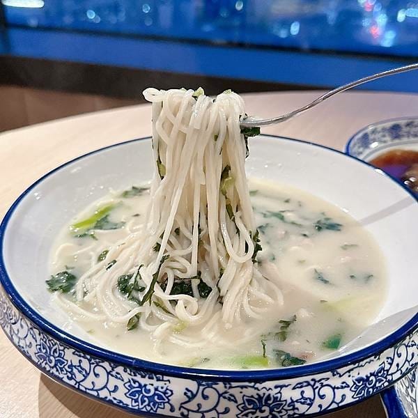 暑期新菜報報 醉月樓餐廳 終於強勢回歸啦，快來台南遠東香格里