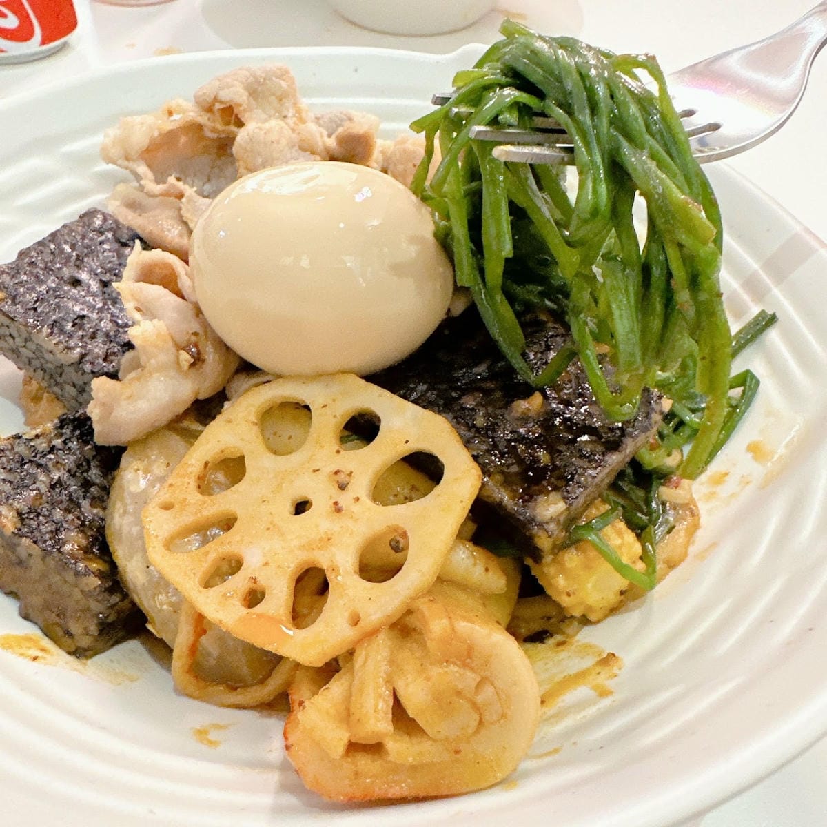 新堀江商圈美食～搭配超強的冷氣，來拾八辣麻辣燙吃麻辣燙好過癮