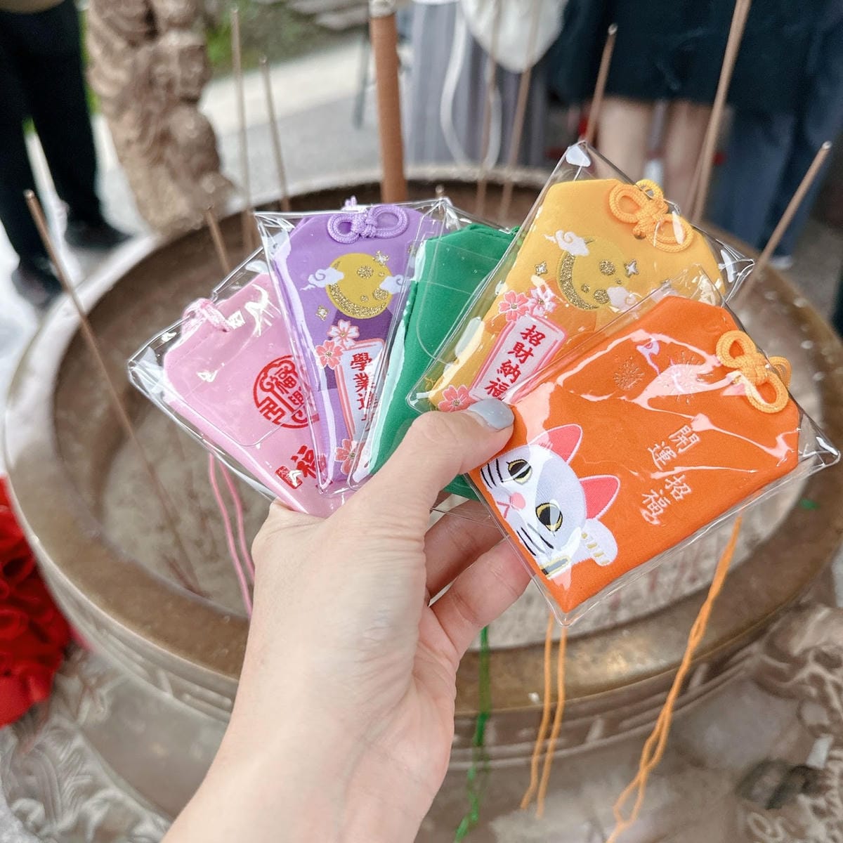 太麻里商圈~太麻里好吃好玩攻略看這裡!滿滿的福興宮招財貓御守 太麻里商圈~太麻里好吃好玩攻略看這裡!滿滿的福興宮招財貓御守