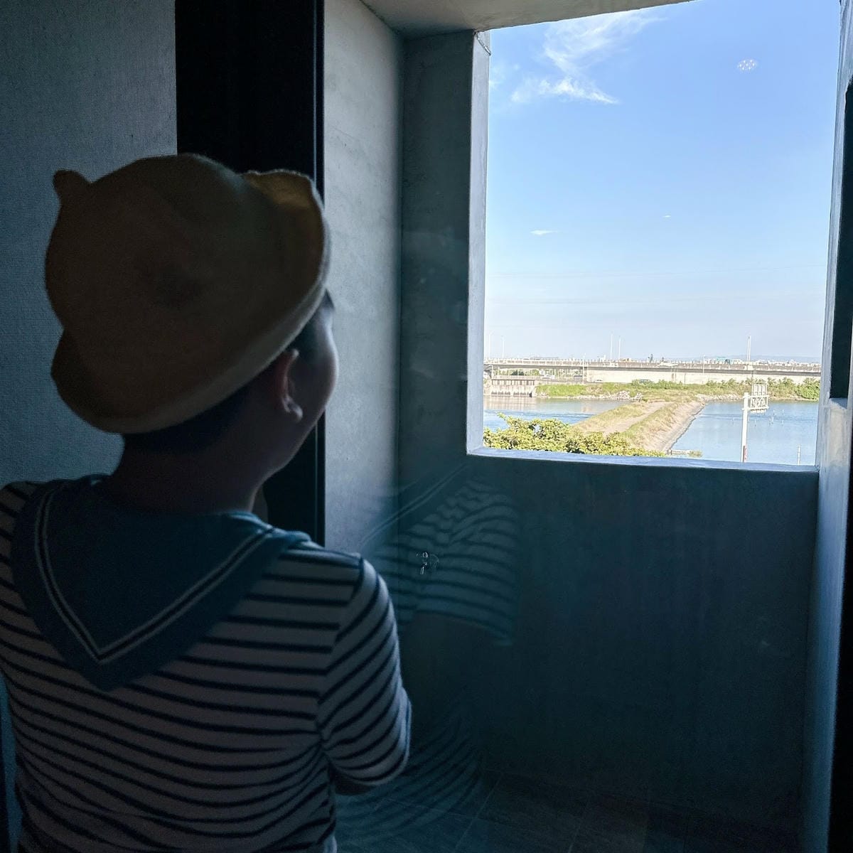 彰化免費景點~彰化縣自然生態教育中心追巨型抹香鯨,入住彰濱快 彰化免費景點~彰化縣自然生態教育中心追巨型抹香鯨,入住彰濱快