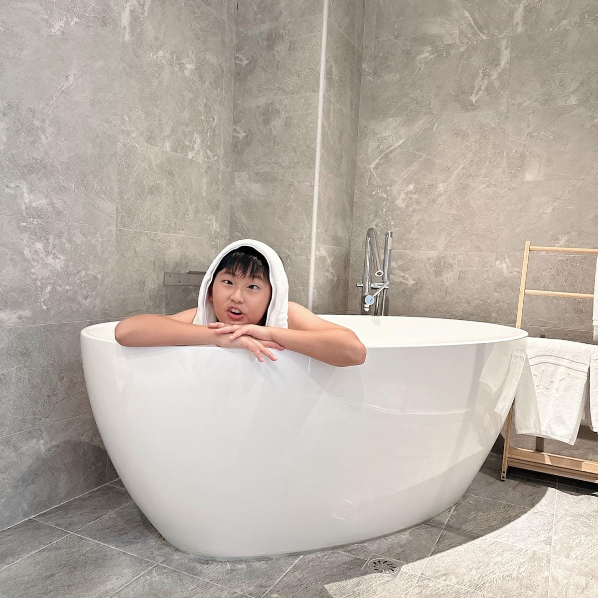 台中住宿推薦~二八樹巷藝術文旅 mini bar 24小時無 台中住宿推薦~二八樹巷藝術文旅 mini bar 24小時無