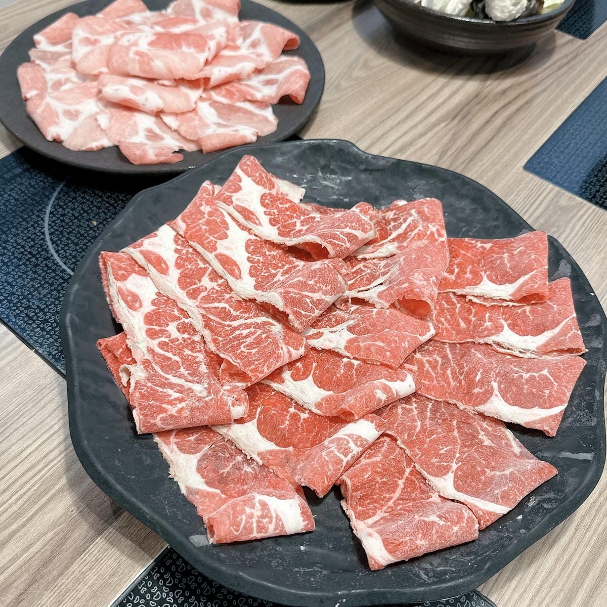 台南火鍋推薦～開鍋CAGUO 除了大吃划算的龍蝦套餐，還推出