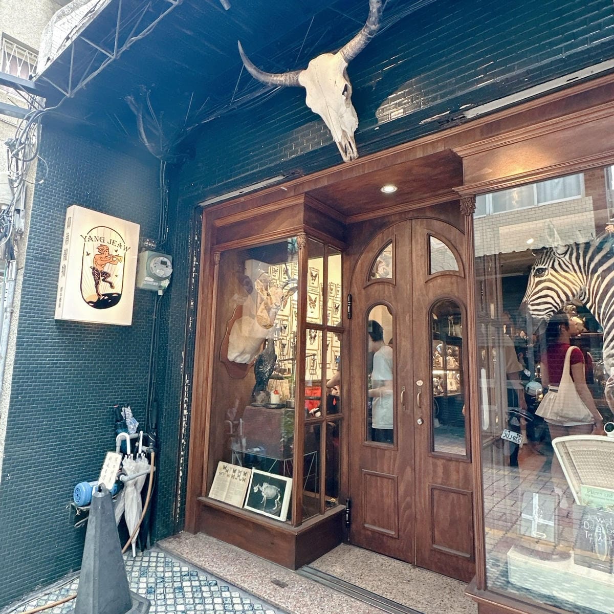 台南老屋住宿推薦 知名免門票景點 仰角舶物就在隔壁啦~小南天 台南老屋住宿推薦 知名免門票景點 仰角舶物就在隔壁啦~小南天