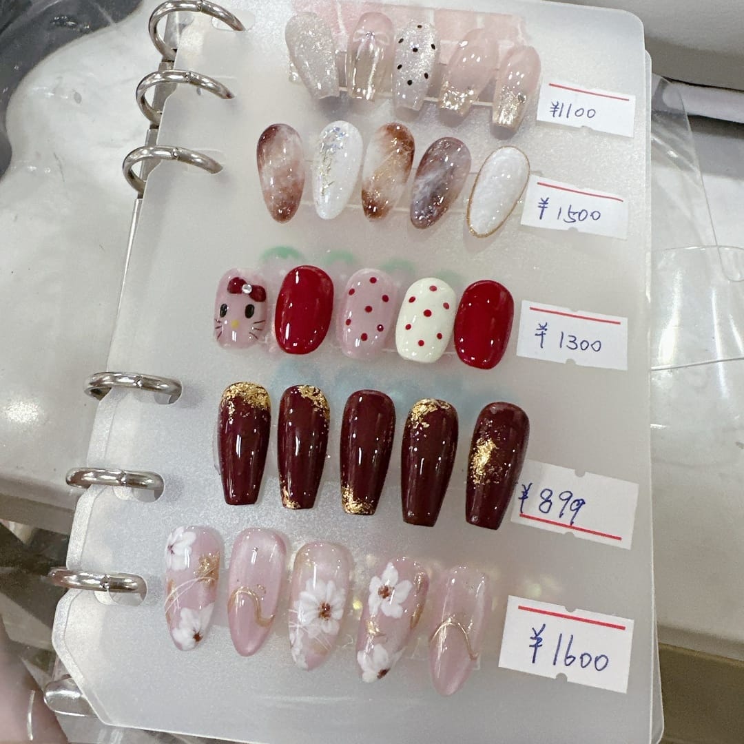 萱萱美甲美睫紋繡 把美甲、美睫一次搞定，今天直接美美出門去！