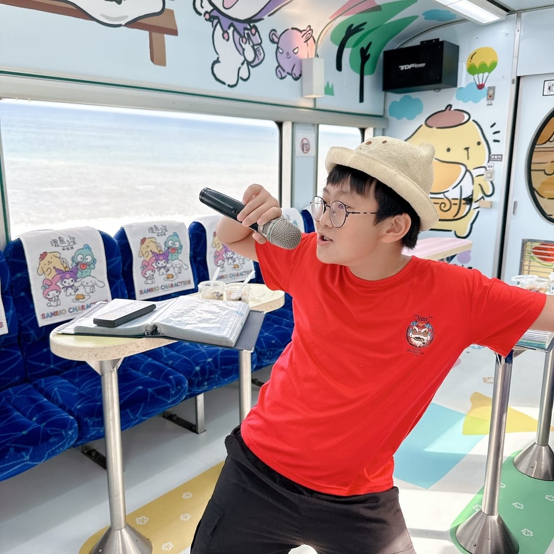 坐著環島之星萌旅號~三麗鷗列車出遊去!把台灣美景一覽無遺,悠 坐著環島之星萌旅號~三麗鷗列車出遊去!把台灣美景一覽無遺,悠