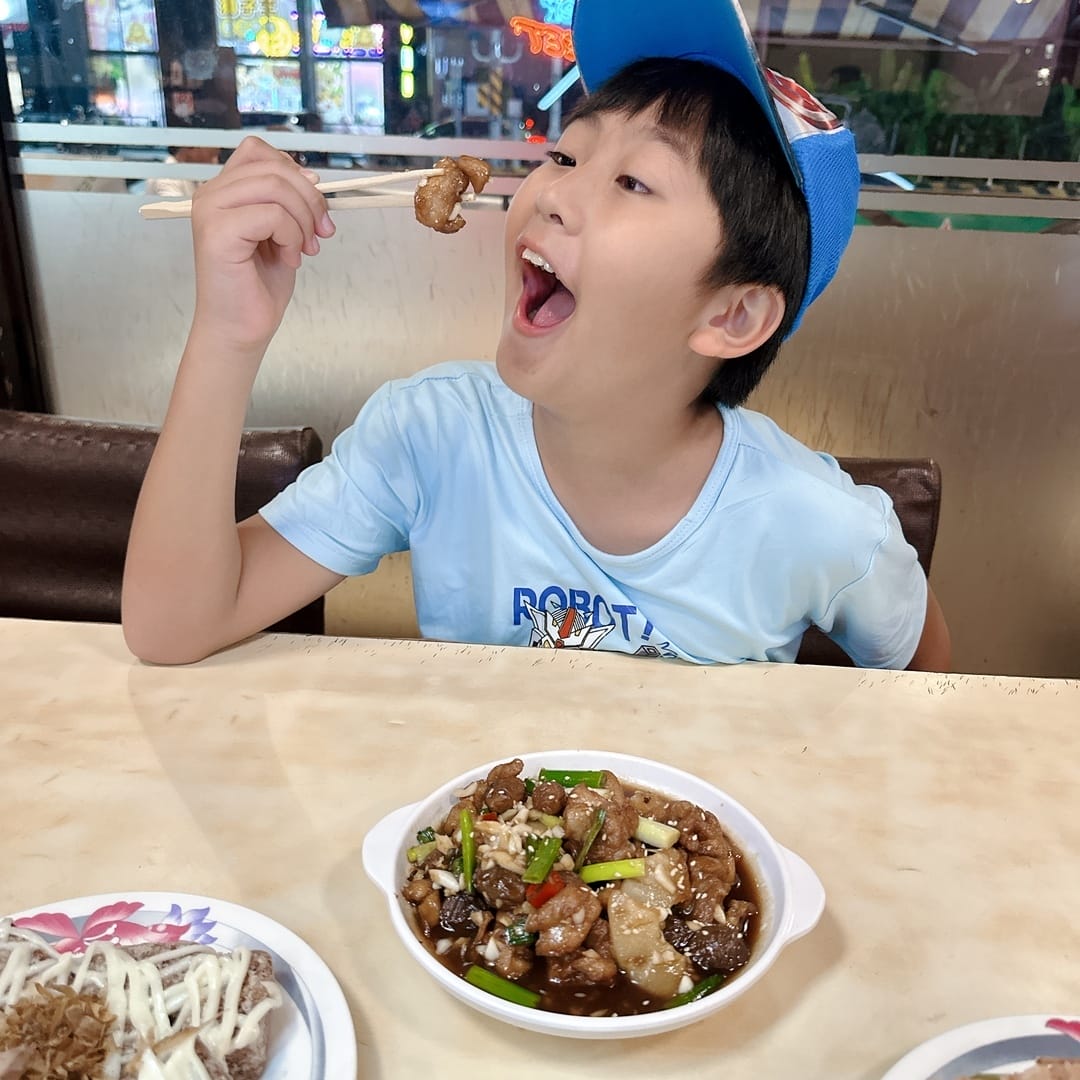 台南美食推薦 夜貓子啤酒屋不只有啤酒,也是闔家相聚的好地方! 台南美食推薦 夜貓子啤酒屋不只有啤酒,也是闔家相聚的好地方!