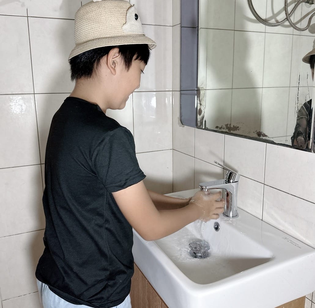 少少的水也能沖得好乾淨? H&H馬桶臉盆衛浴組合挑戰環保衛浴 少少的水也能沖得好乾淨? H&H馬桶臉盆衛浴組合挑戰環保衛浴
