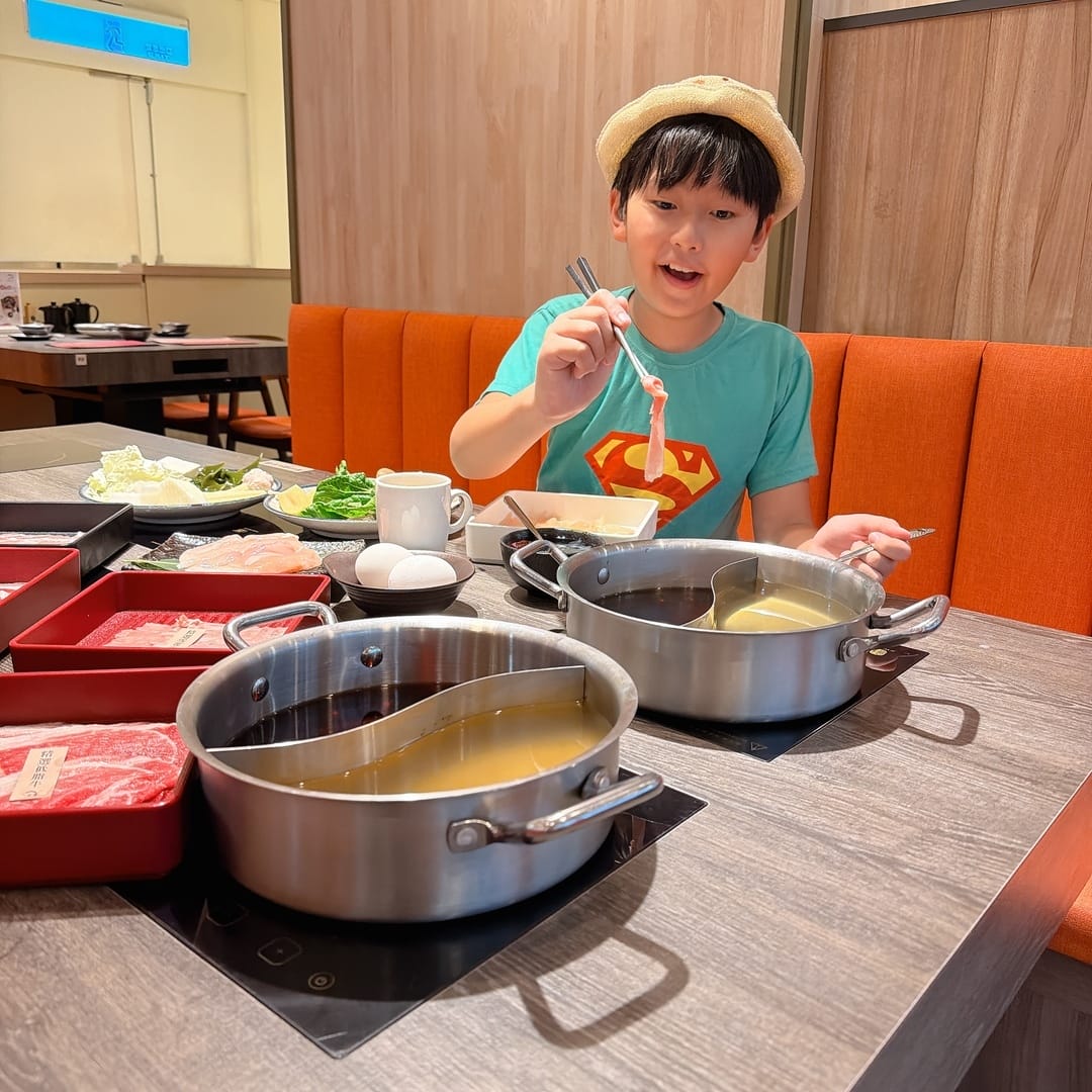 全台首間千喜壽喜燒 在台南新光西門店熱鬧開幕~平日中午吃到飽 全台首間千喜壽喜燒 在台南新光西門店熱鬧開幕~平日中午吃到飽