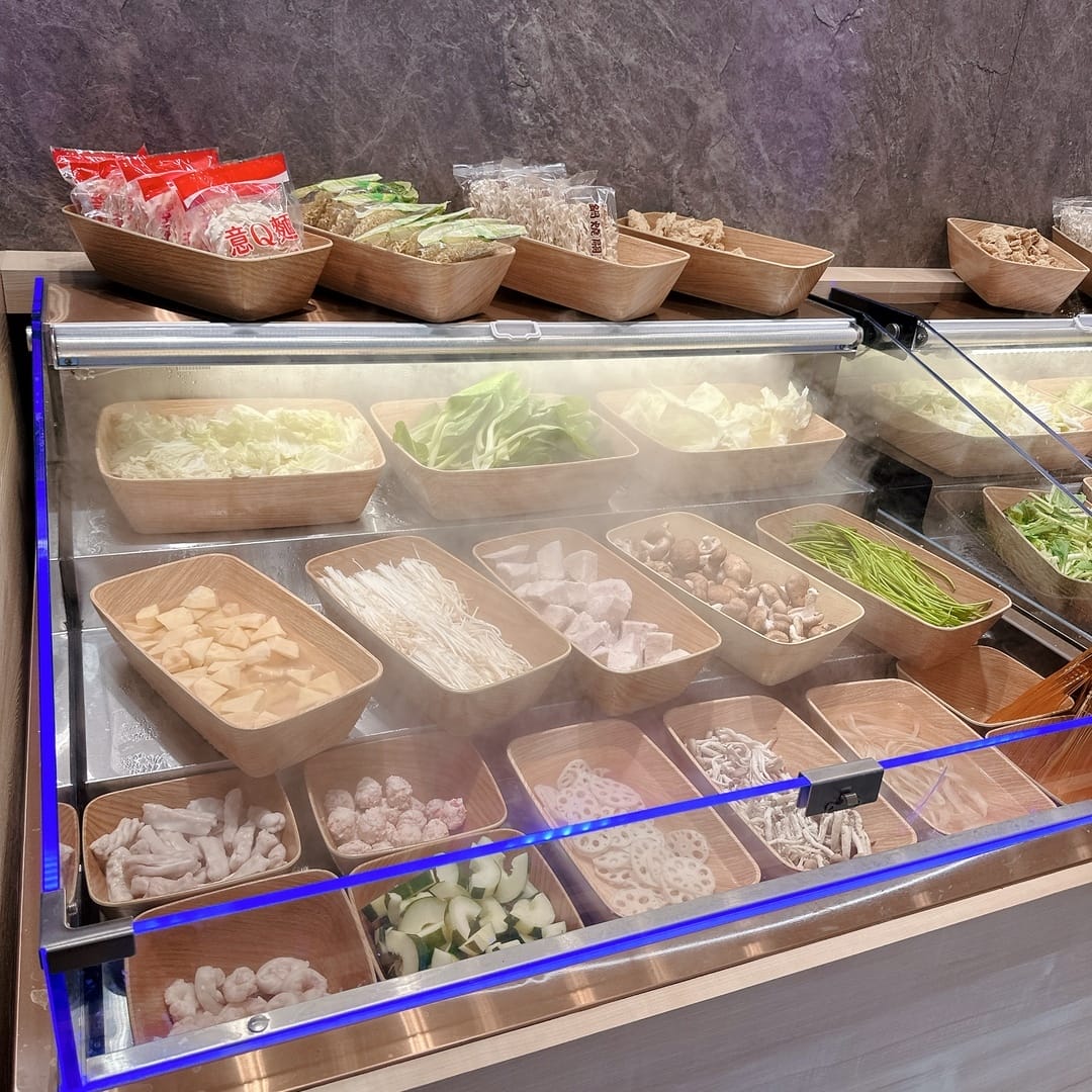 全台首間千喜壽喜燒 在台南新光西門店熱鬧開幕~平日中午吃到飽 全台首間千喜壽喜燒 在台南新光西門店熱鬧開幕~平日中午吃到飽