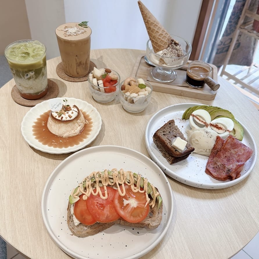 林口龜山 NoVA CAFE 澳式風格咖啡創意甜點飲品，挑戰