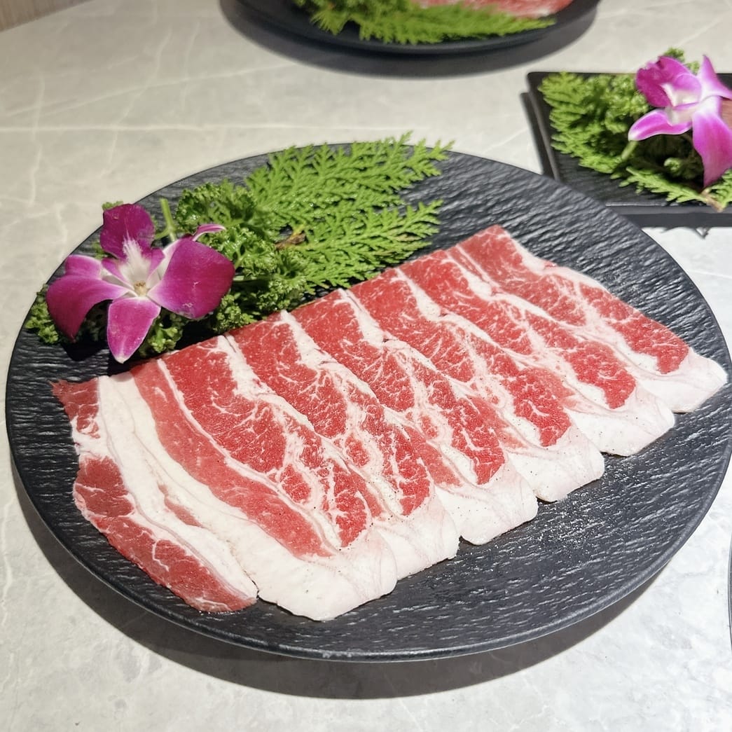 旗山也吃得到夢幻和牛啦~東明川日式燒肉 聚餐、單點都好食~ 旗山也吃得到夢幻和牛啦~東明川日式燒肉 聚餐、單點都好食~