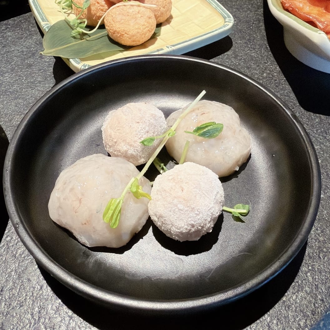 信義 ATT 4 FUN 火鍋推薦 撈王鍋物料理 現熬鍋底、 信義 ATT 4 FUN 火鍋推薦 撈王鍋物料理 現熬鍋底、