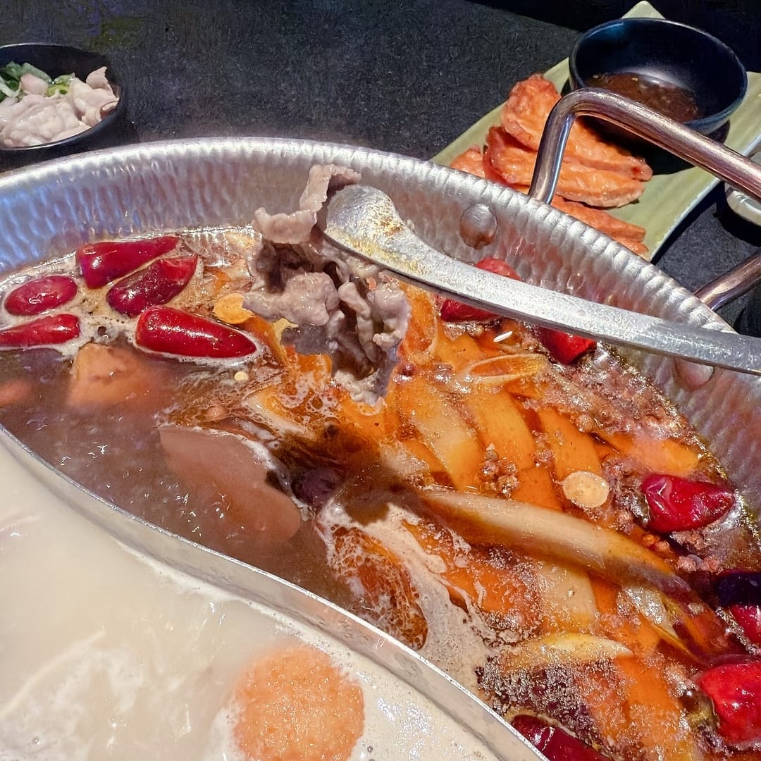 信義 ATT 4 FUN 火鍋推薦 撈王鍋物料理 現熬鍋底、