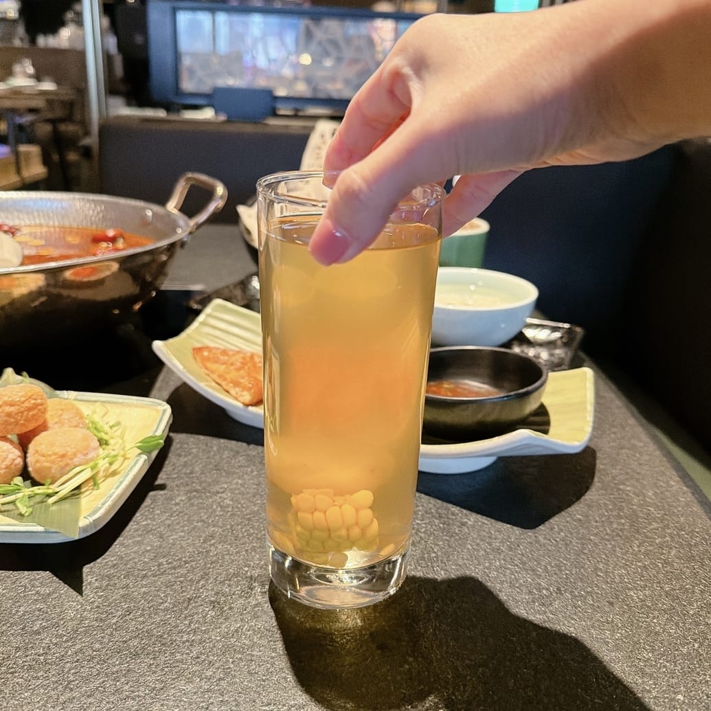 信義 ATT 4 FUN 火鍋推薦 撈王鍋物料理 現熬鍋底、