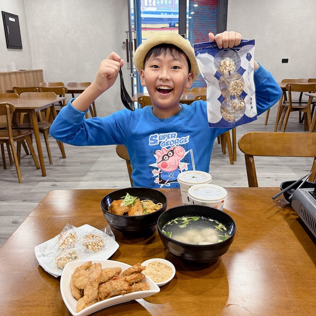 花蓮兩天一夜小資旅遊~入住洄瀾窩青年旅館、到漁市場體驗手作林 花蓮兩天一夜小資旅遊~入住洄瀾窩青年旅館、到漁市場體驗手作林