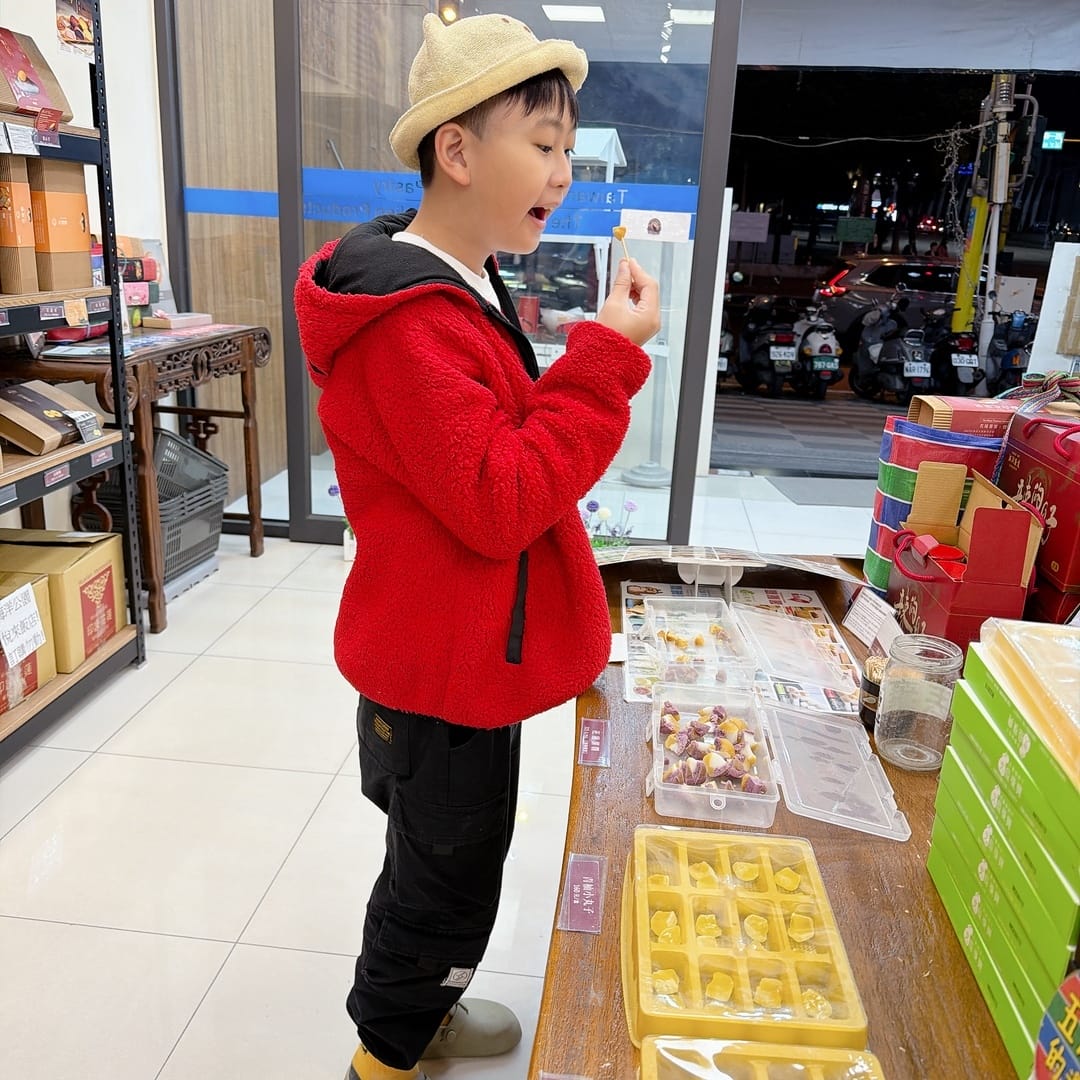 花蓮兩天一夜小資旅遊~入住洄瀾窩青年旅館、到漁市場體驗手作林 花蓮兩天一夜小資旅遊~入住洄瀾窩青年旅館、到漁市場體驗手作林
