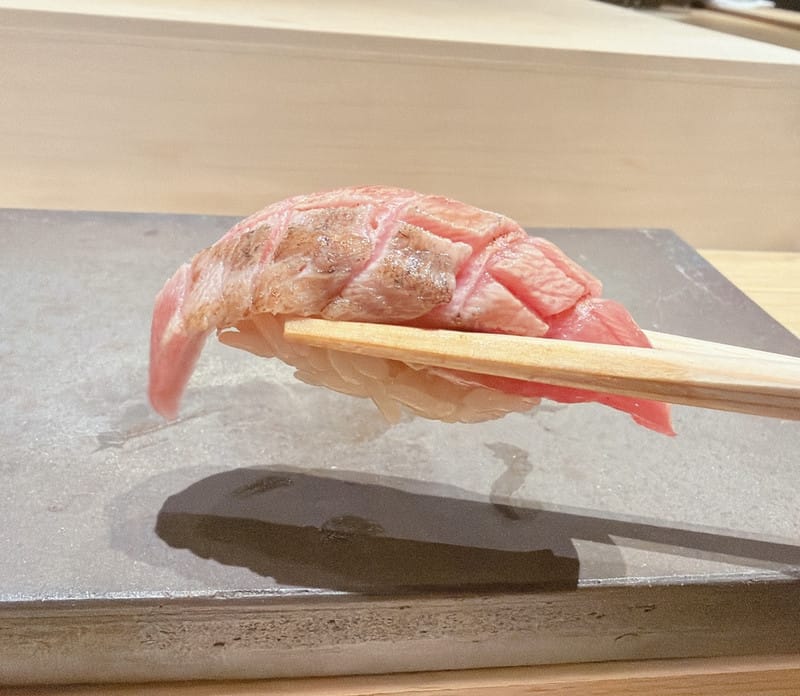 塩露 22道無菜單料理,依照不同的季節推出不同的定食,一年四季都想來鮨塩露用餐去! - 第14張圖 塩露 22道無菜單料理,依照不同的季節推出不同的定食,一年四季都想來鮨塩露用餐去!