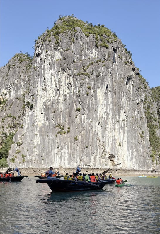 親子旅遊首選 允陽旅行社奢華北越靜謐之旅 沙壩下龍灣五日小團精緻遊，享受自由行的放鬆和全包式的服務，真的好輕鬆～