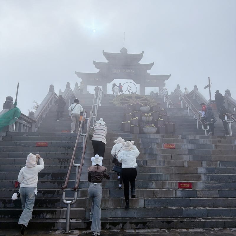 親子旅遊首選 允陽旅行社奢華北越靜謐之旅 沙壩下龍灣五日小團精緻遊，享受自由行的放鬆和全包式的服務，真的好輕鬆～