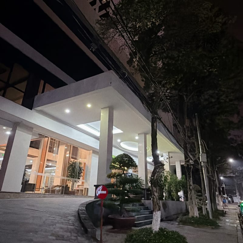 親子旅遊首選 允陽旅行社奢華北越靜謐之旅 沙壩下龍灣五日小團精緻遊，享受自由行的放鬆和全包式的服務，真的好輕鬆～
