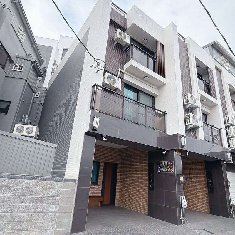 紫南宮住宿推薦~入住竹山全新小蘋果の民宿親子館,沐浴在財氣滿天的紫南宮旁,全家大小笑呵呵~ - 第3張圖 紫南宮住宿推薦~入住竹山全新小蘋果の民宿親子館,沐浴在財氣滿天的紫南宮旁,全家大小笑呵呵~