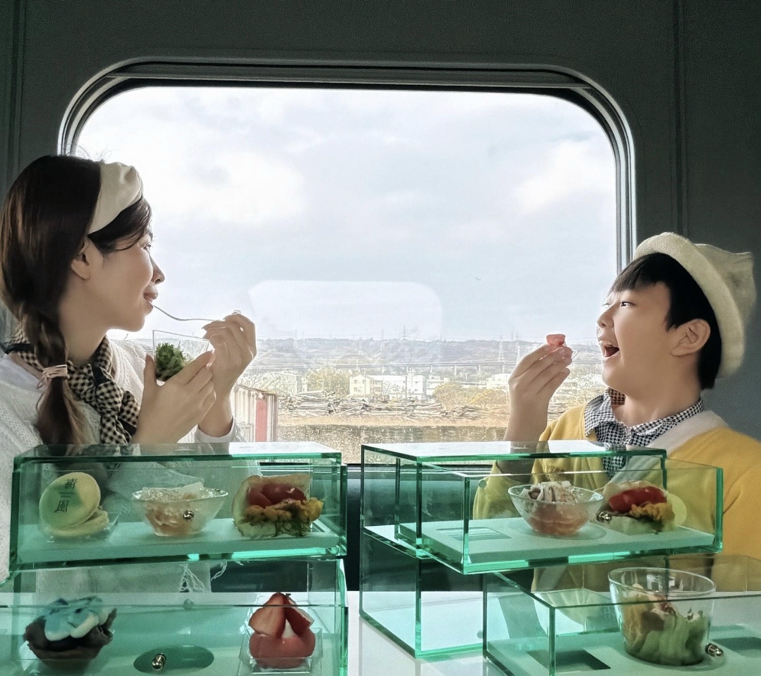 乘坐夢幻甜點列車🚂臺鐵觀光列車海風號冬季路線～享受輕奢甜點和單日小旅程～超Chill