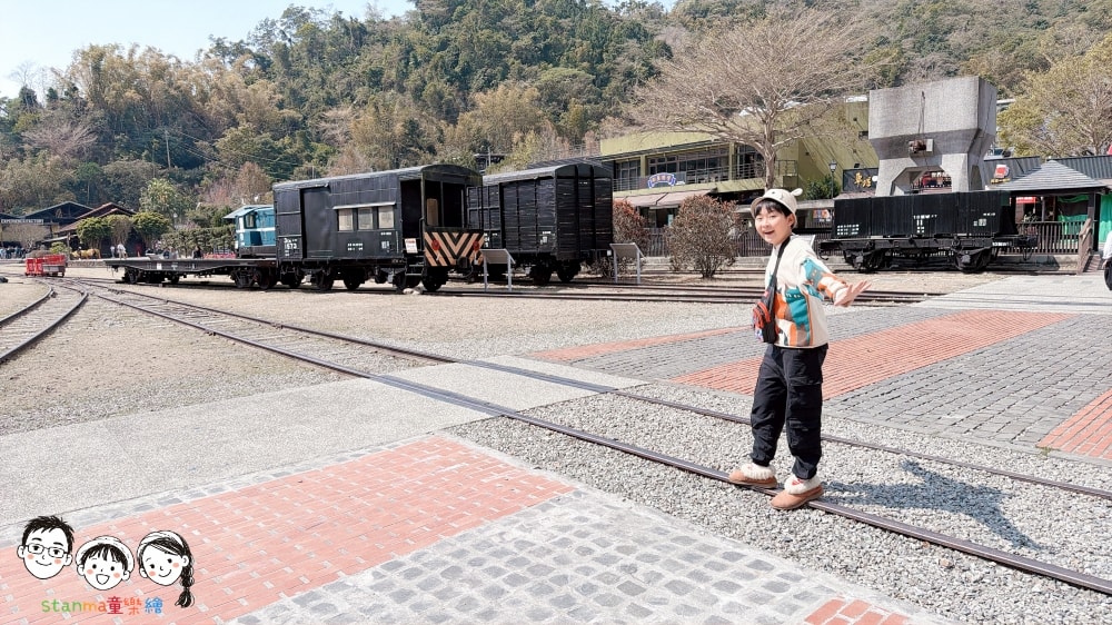 免費景點推薦 先到集集看白天燈飾，20分鐘到車埕木業展示館，不花錢玩一整天！過年好輕鬆～