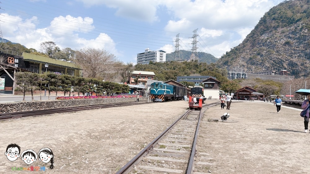 免費景點推薦 先到集集看白天燈飾，20分鐘到車埕木業展示館，不花錢玩一整天！過年好輕鬆～