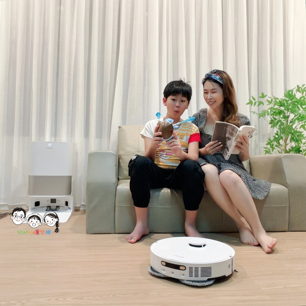 家中的新成員～ Dreame Technology 追覓科技 D30 Ultra 掃地機器人掃地、拖地一機搞定，全天候維持地板清潔，超給力！