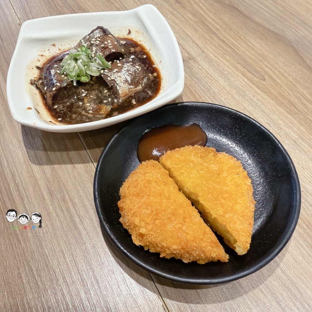 彩色的夢幻手工拉麵，快來信川屋拉麵吃～