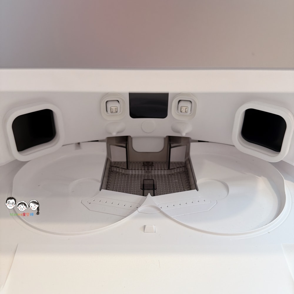 家中的新成員～ Dreame Technology 追覓科技 D30 Ultra 掃地機器人掃地、拖地一機搞定，全天候維持地板清潔，超給力！