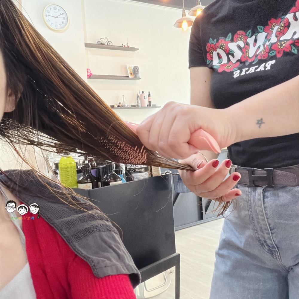 台南護髮推薦 邊洗頭邊放鬆，頭皮保養就交給BANGS HAIR 吧！