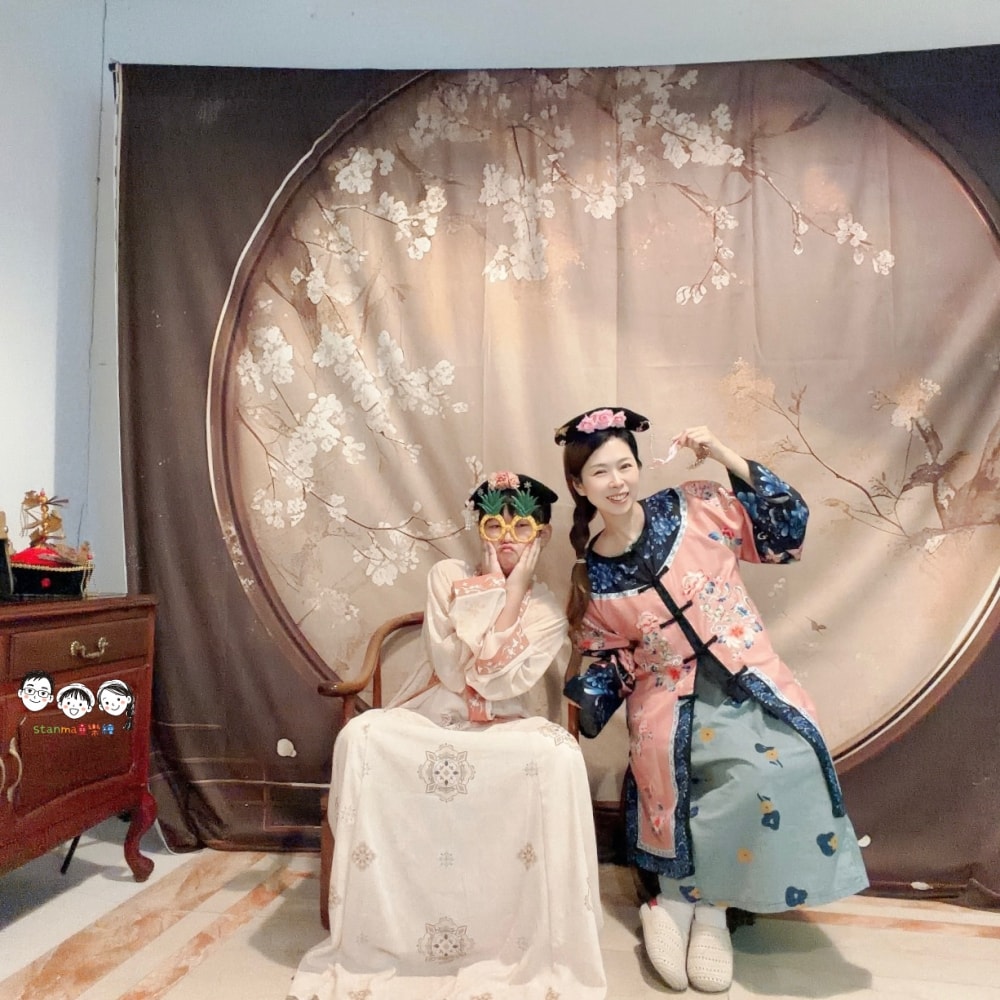 台中市區飯店推薦 通豪大飯店 住宿就享免費停車,入住豪華房型還能免費DIY沐浴鹽帶回房間泡澡去,還有漢服各種設施免費玩! - 第13張圖 台中市區飯店推薦 通豪大飯店 住宿就享免費停車,入住豪華房型還能免費DIY沐浴鹽帶回房間泡澡去,還有漢服各種設施免費玩!